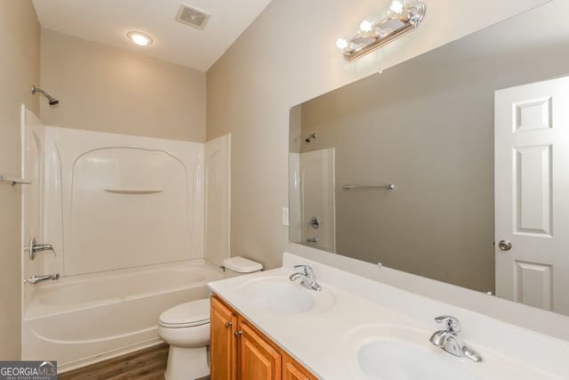 7461 Mistydawn Drive, Fairburn, GA 30213