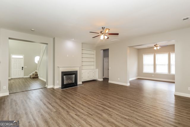 7461 Mistydawn Drive, Fairburn, GA 30213