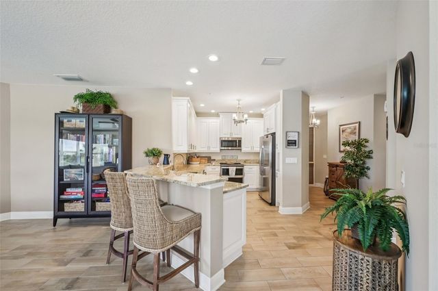 3440 77TH STREET W 201, Bradenton, FL 34209