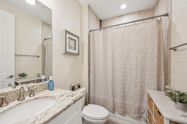 3440 77TH STREET W 201, Bradenton, FL 34209