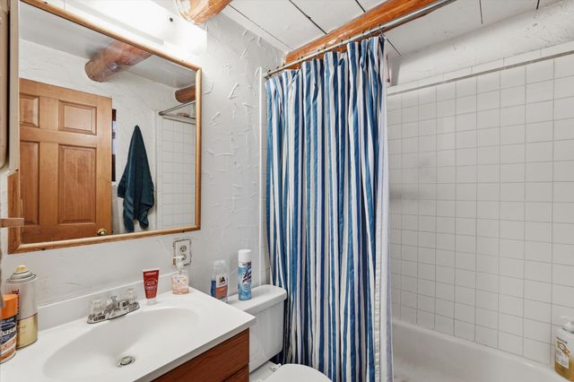 325 San Andres Avenue NW, Albuquerque, NM 87107