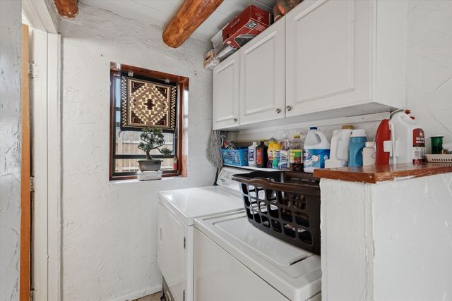 325 San Andres Avenue NW, Albuquerque, NM 87107