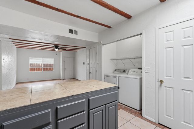 325 San Andres Avenue NW, Albuquerque, NM 87107