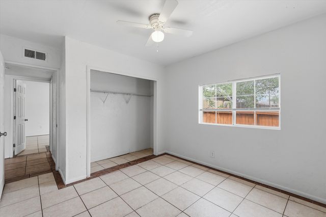 325 San Andres Avenue NW, Albuquerque, NM 87107