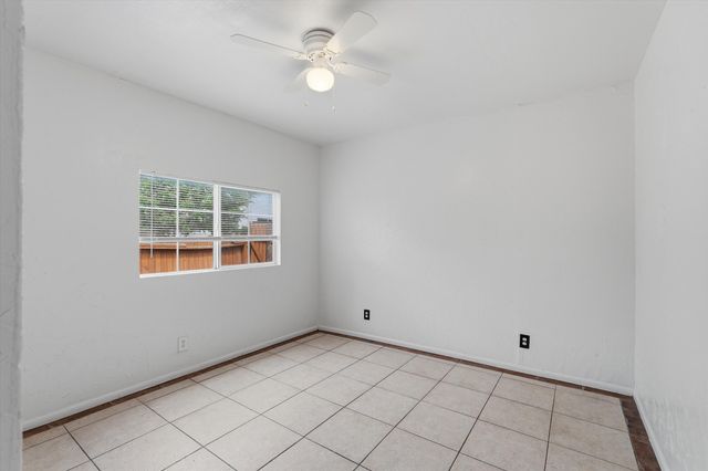 325 San Andres Avenue NW, Albuquerque, NM 87107