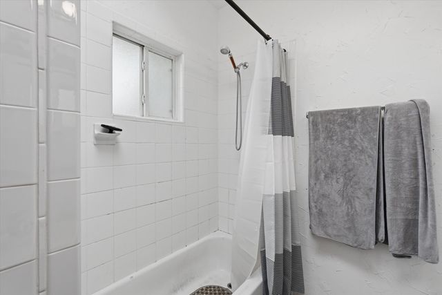 325 San Andres Avenue NW, Albuquerque, NM 87107