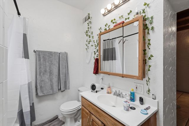 325 San Andres Avenue NW, Albuquerque, NM 87107