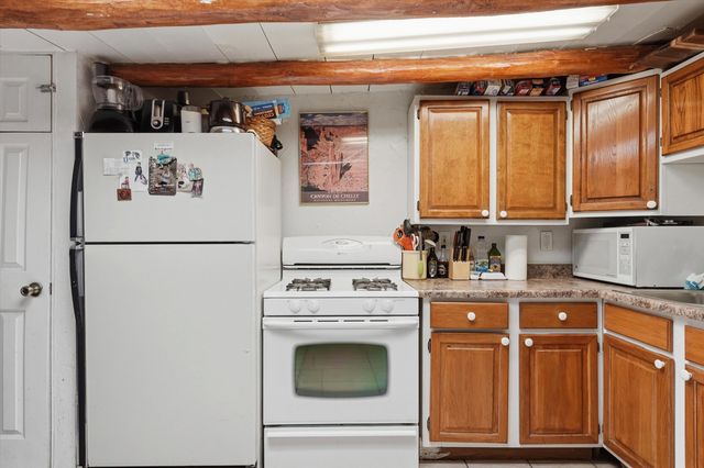 325 San Andres Avenue NW, Albuquerque, NM 87107