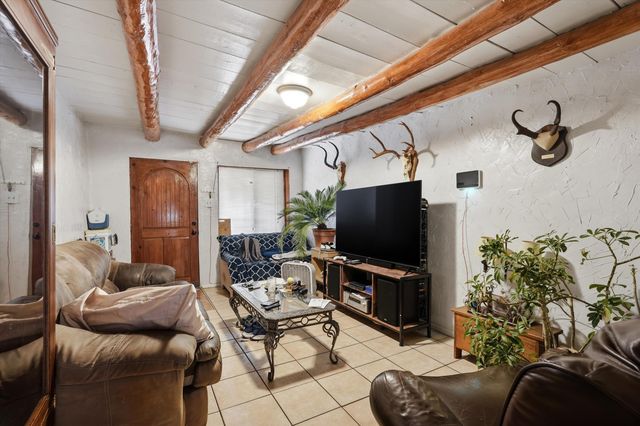 325 San Andres Avenue NW, Albuquerque, NM 87107