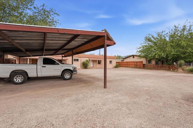 325 San Andres Avenue NW, Albuquerque, NM 87107