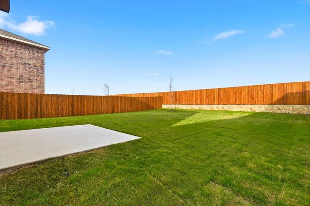 2120 Meadow Park Drive, Melissa, TX 75454