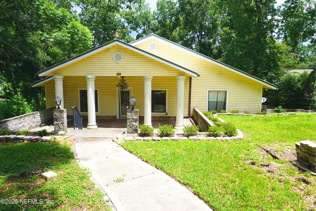 764 HAZELWOOD Court, Green Cove Springs, FL 32043