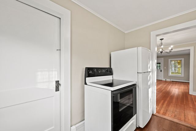 85 Stedman Road, New Hartford, CT 06057