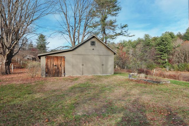 85 Stedman Road, New Hartford, CT 06057