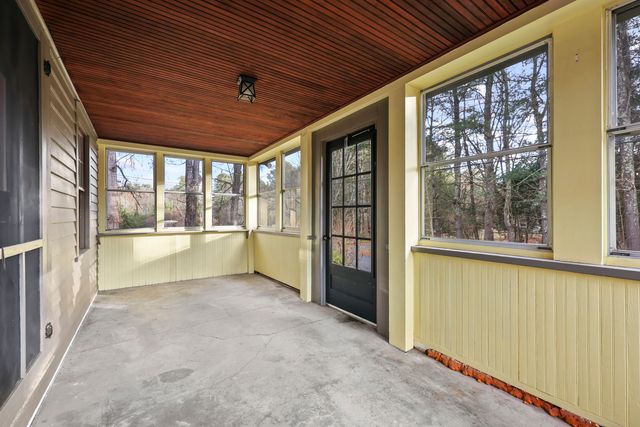 85 Stedman Road, New Hartford, CT 06057