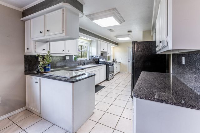 13477 Fm 977 W, Marquez, TX 77865