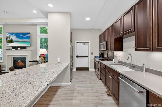 109 Blue Heron Circle, Greenwood Village, CO 80121