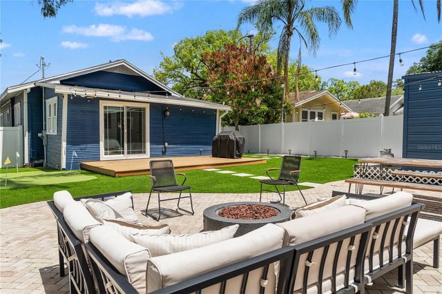 324 W HAYA STREET, Tampa, FL 33603