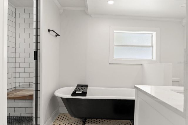 324 W HAYA STREET, Tampa, FL 33603