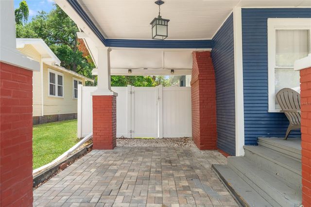 324 W HAYA STREET, Tampa, FL 33603