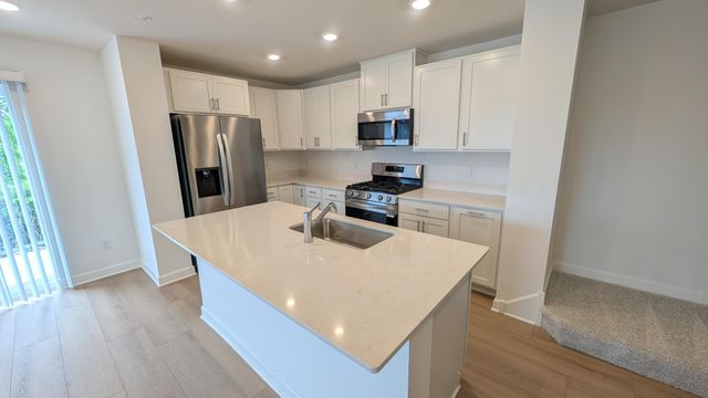 3088 Hemlock Street, Little Canada, MN 55117