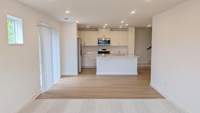 3088 Hemlock Street, Little Canada, MN 55117