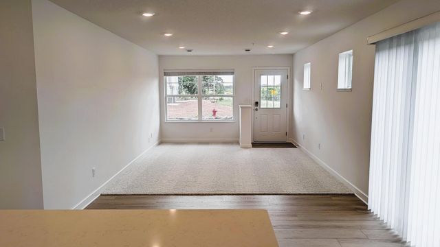 3088 Hemlock Street, Little Canada, MN 55117