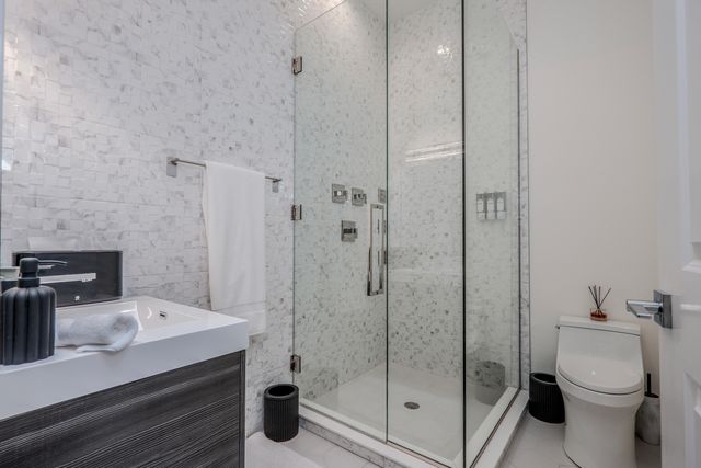 22 E Elm Street PH, Chicago, IL 60611