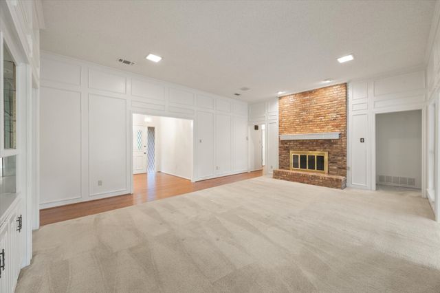 4003 Manorwood Court, Arlington, TX 76016