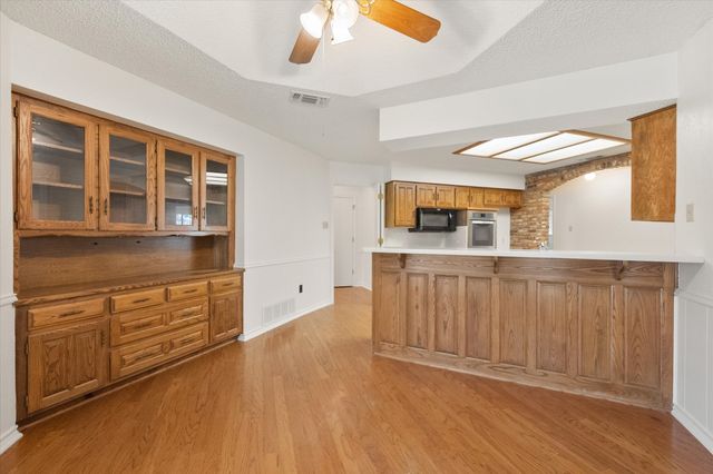 4003 Manorwood Court, Arlington, TX 76016