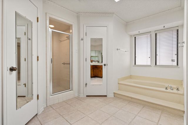 4003 Manorwood Court, Arlington, TX 76016