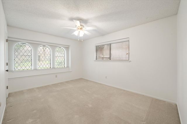 4003 Manorwood Court, Arlington, TX 76016