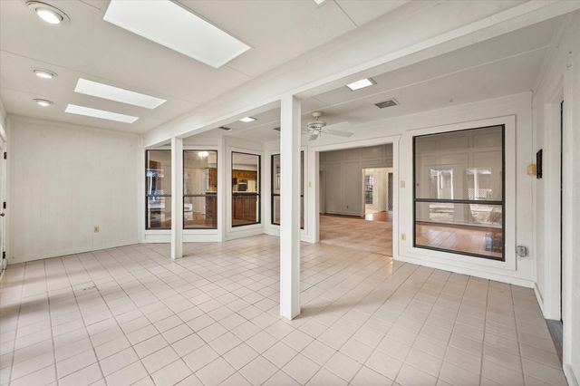 4003 Manorwood Court, Arlington, TX 76016