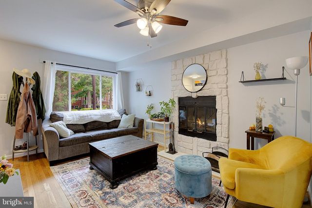 8203 ROANOKE AVE, Takoma Park, MD 20912