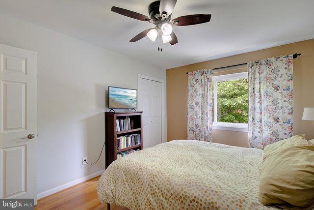 8203 ROANOKE AVE, Takoma Park, MD 20912
