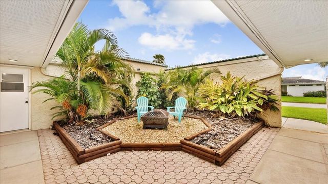 4 SLOOP DRIVE, Cocoa Beach, FL 32931