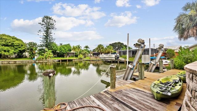 4 SLOOP DRIVE, Cocoa Beach, FL 32931