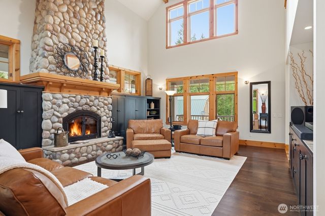 28610 SE 43rd Street, Fall City, WA 98024