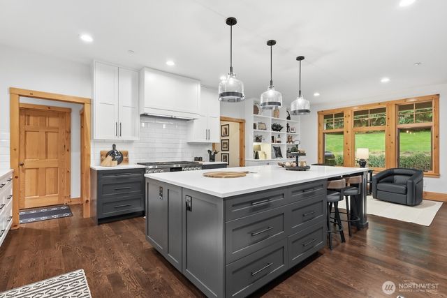 28610 SE 43rd Street, Fall City, WA 98024