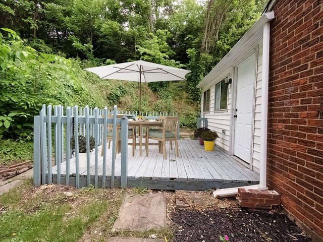 3437 BRINWAY DRIVE, West Mifflin, PA 15122