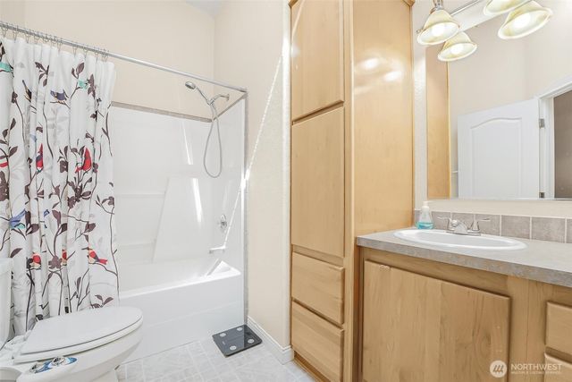 2650 S East Camano Drive, Camano Island, WA 98282