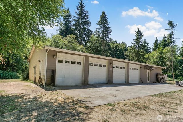 2650 S East Camano Drive, Camano Island, WA 98282