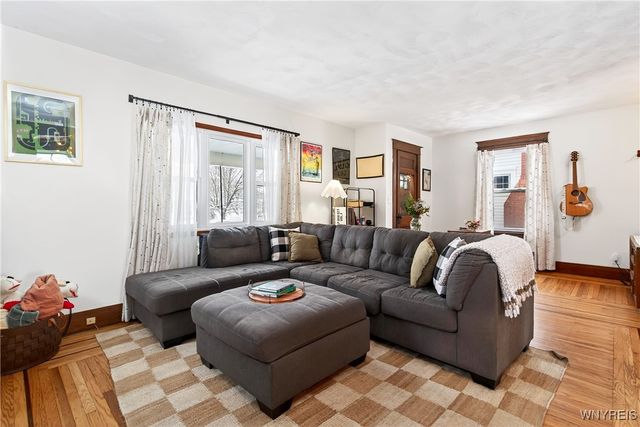 36 Lyndhurst Avenue, Buffalo, NY 14216