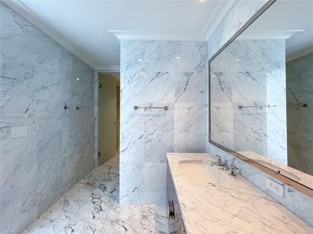 15701 Collins Ave 1205, Sunny Isles Beach, FL 33160