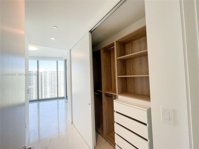 15701 Collins Ave 1205, Sunny Isles Beach, FL 33160