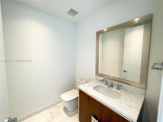 15701 Collins Ave 1205, Sunny Isles Beach, FL 33160