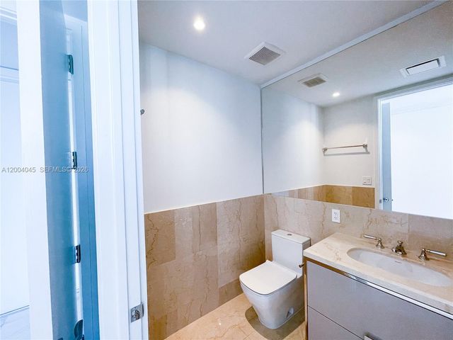 15701 Collins Ave 1205, Sunny Isles Beach, FL 33160