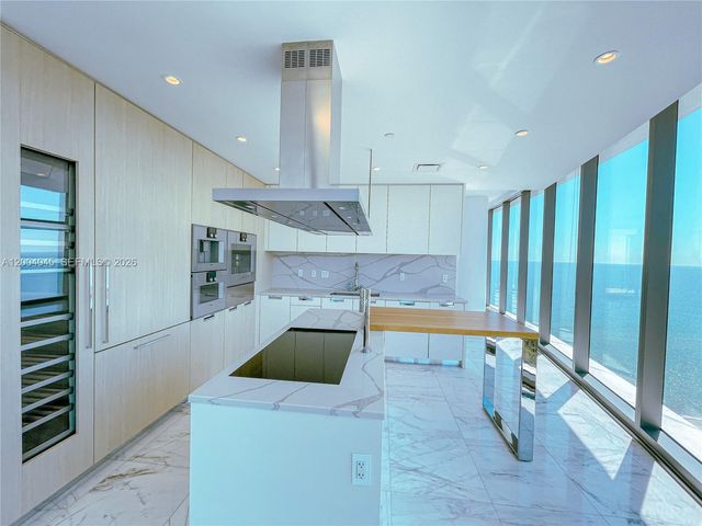 15701 Collins Ave 1205, Sunny Isles Beach, FL 33160