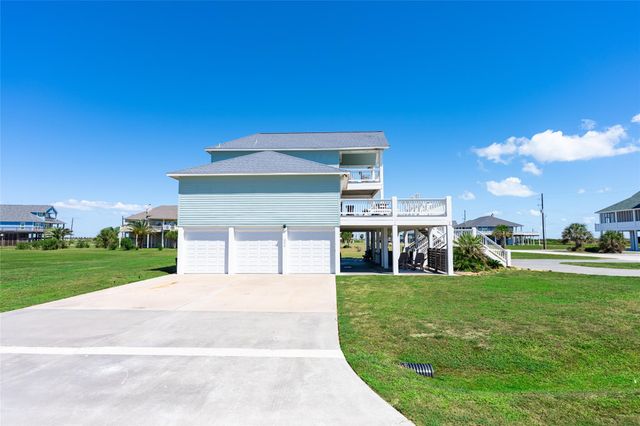 804 Sombrero Drive, Crystal Beach, TX 77650