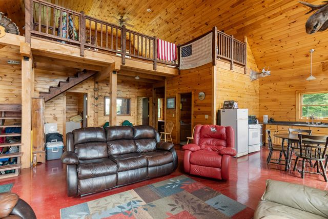 942 Deer Run Lane, Enosburg, VT 05450